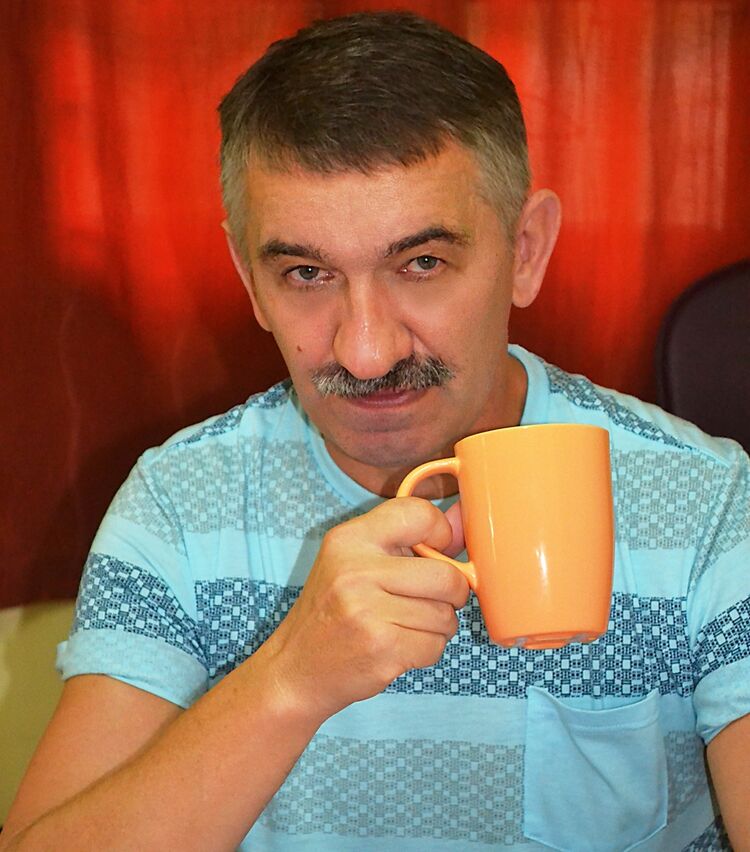  10968253  , 69 ,    Boyalik