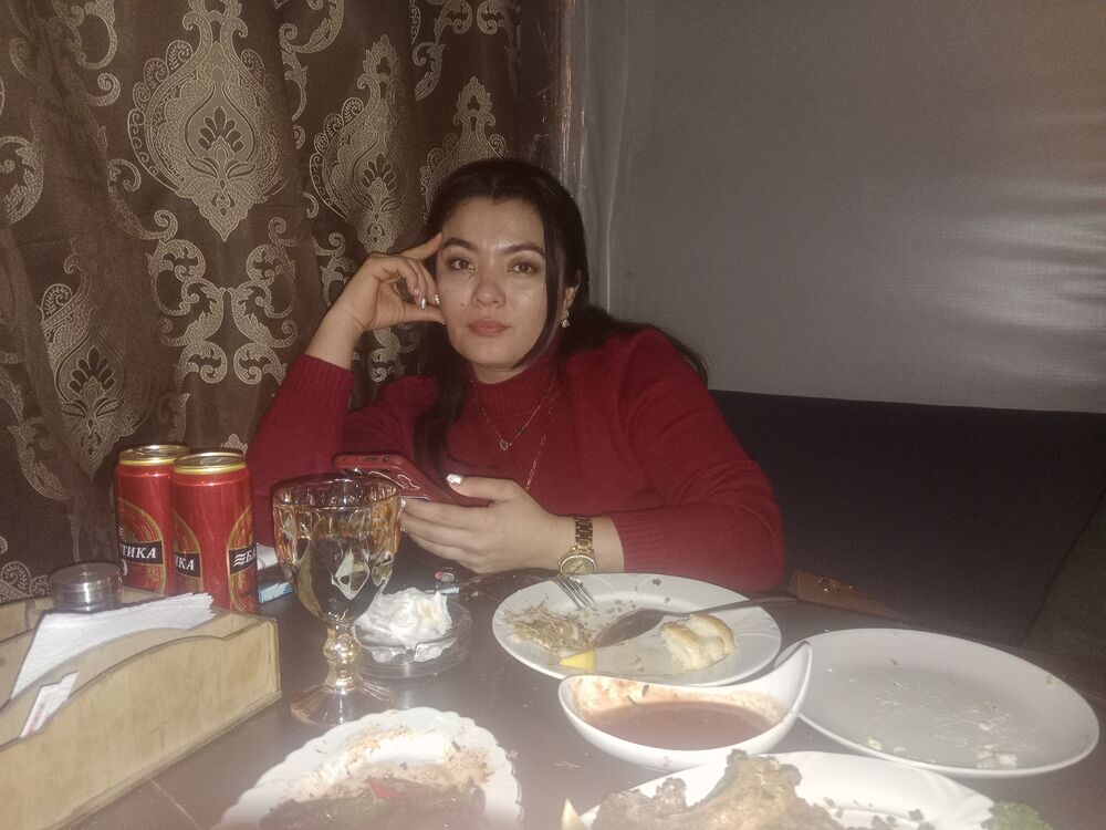  54735043  Kenayi, 40 ,    