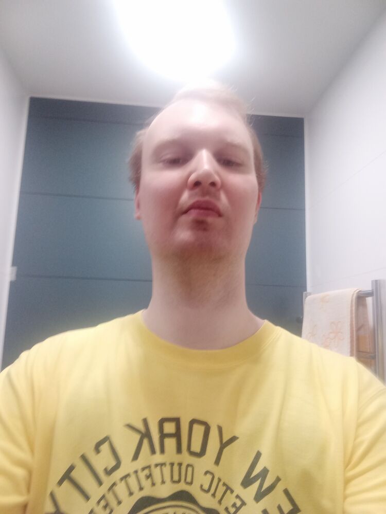  40057243  , 32 ,    