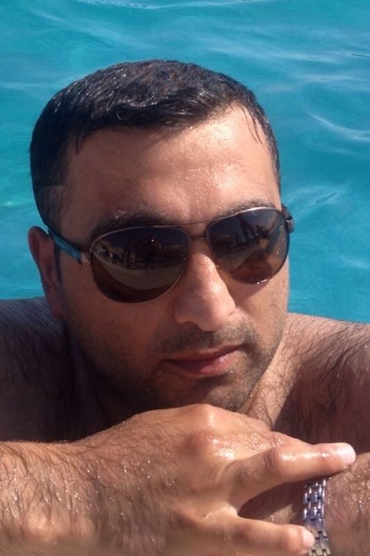  4337823  Vuqar, 43 ,    