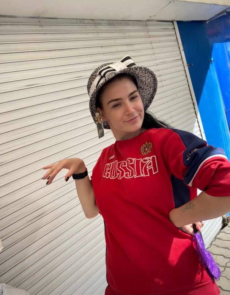  54223883  , 26 ,    --