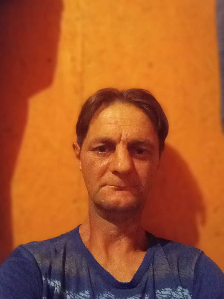  37760403  Oleksander, 47 ,    