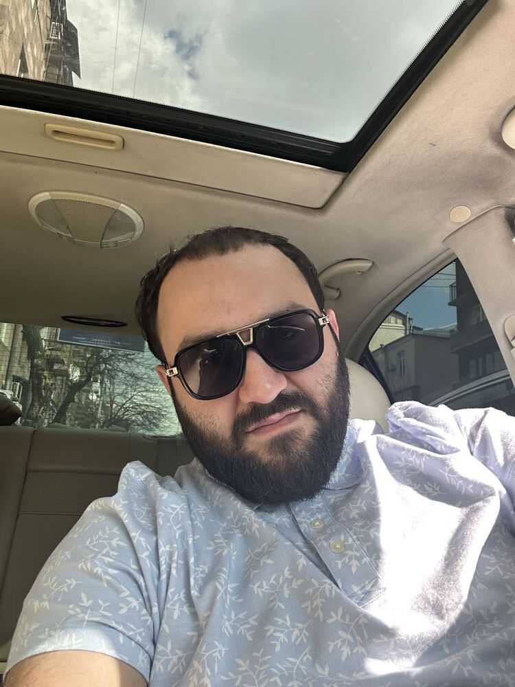   ,   Hayko, 29 ,   ,   , c , 