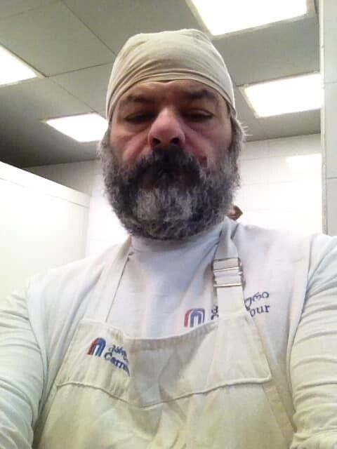 21656153  GURAMI, 54 ,    
