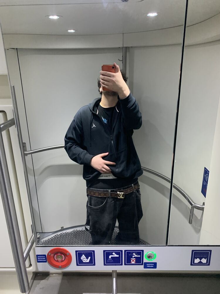 ���� 35043493 ����� ������, 22 ����, ���� ���������� � ������