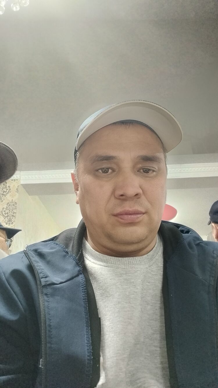  47308033  Bakytzhan, 42 ,    