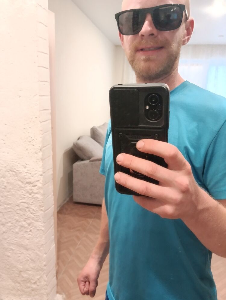  36749463  , 30 ,     