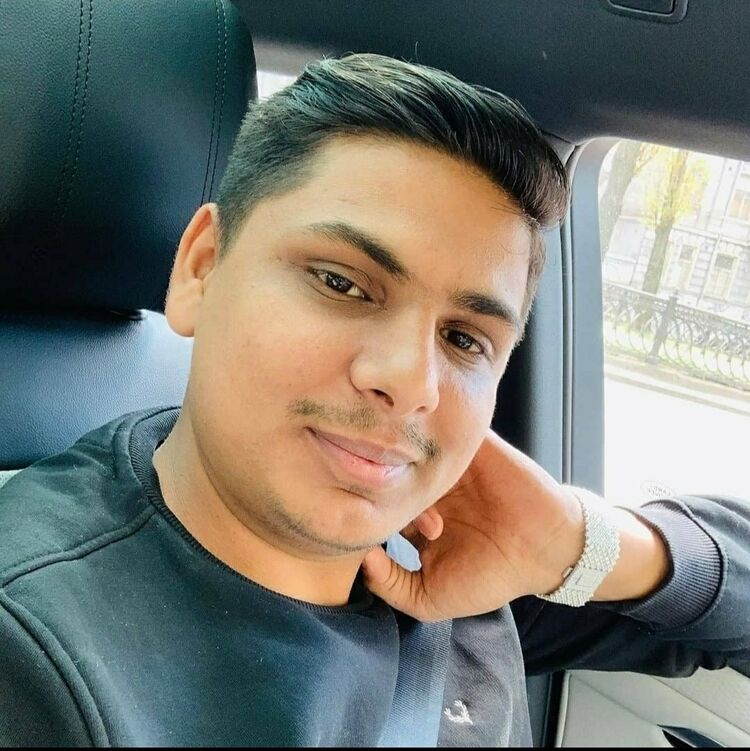  ,   JohnRobinson, 31 ,   ,   