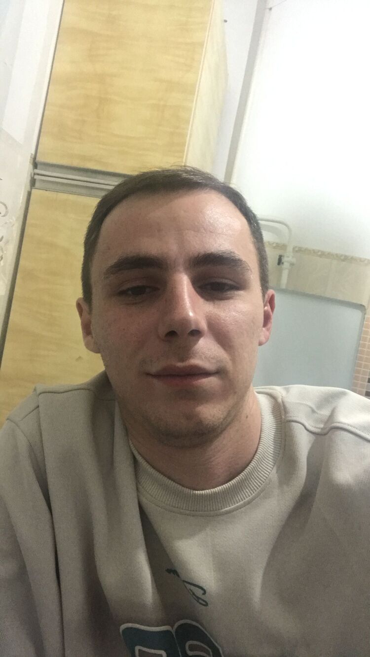  48123153  , 28 ,    