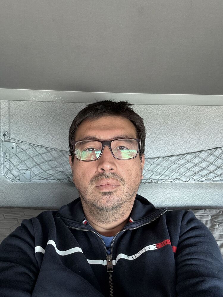  49802263  Claudio, 43 ,    Beaver