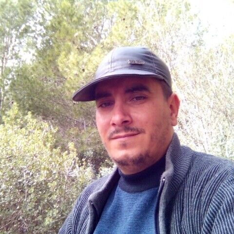  22481743  Maliikhm, 38 ,    Algiers