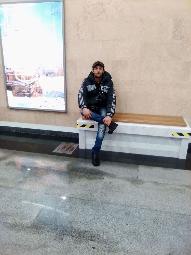  18943473  , 42 ,    -