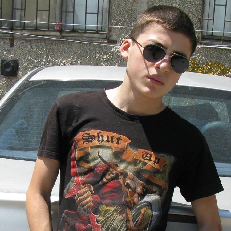  7537353  Tarieli, 27 ,    