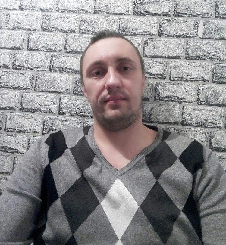  15889813  , 38 ,    