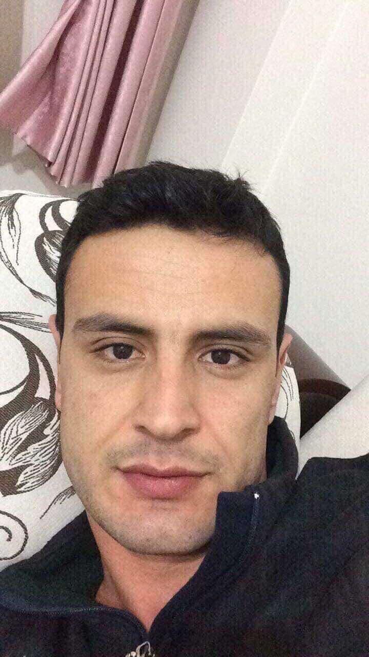  48415933  Aki, 41 ,    