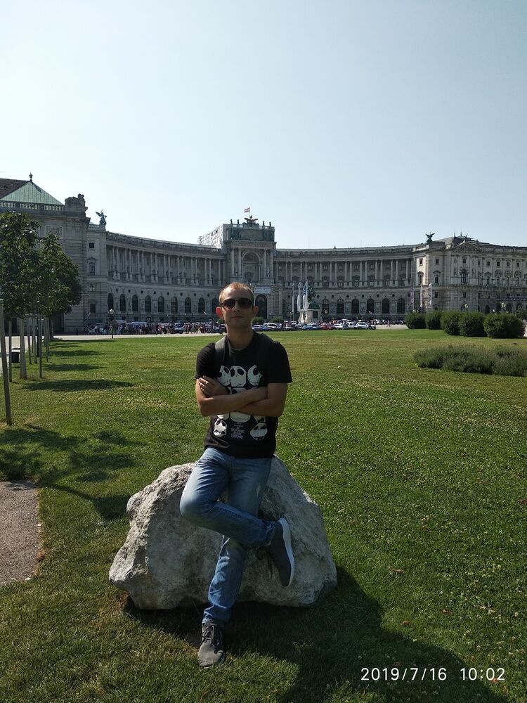  ,   Denis, 31 ,   ,   , c 