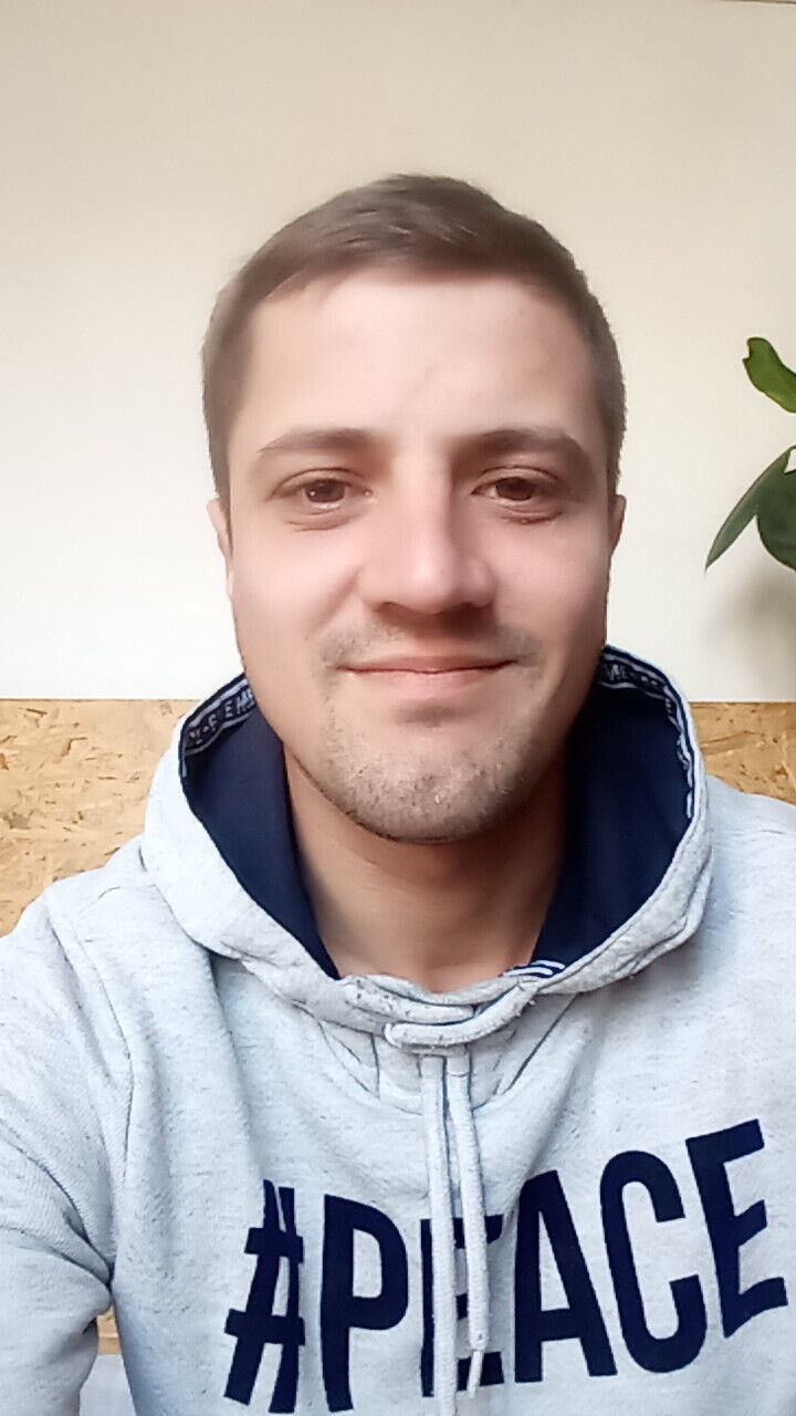  ,   Marin, 32 ,   c 