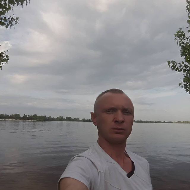  40450253  Aleksey, 41 ,    