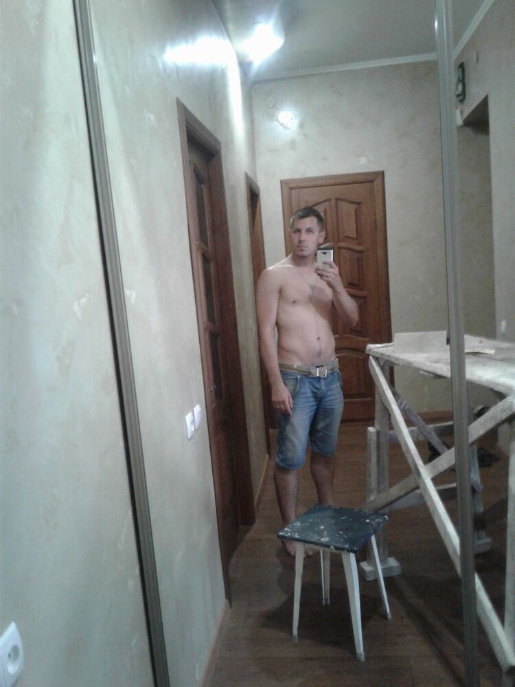  ,   Maxim, 38 ,   ,   , c 