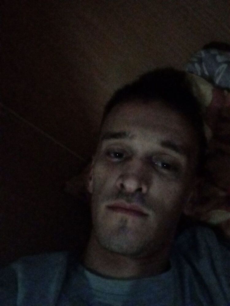  40710233  , 28 ,    