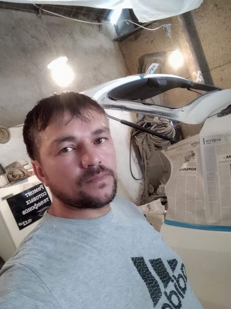  28937423  , 42 ,    