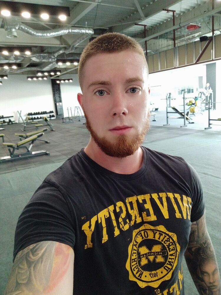 ���� 19594733 ������� �����, 33 ����, ���� ���������� � ��������