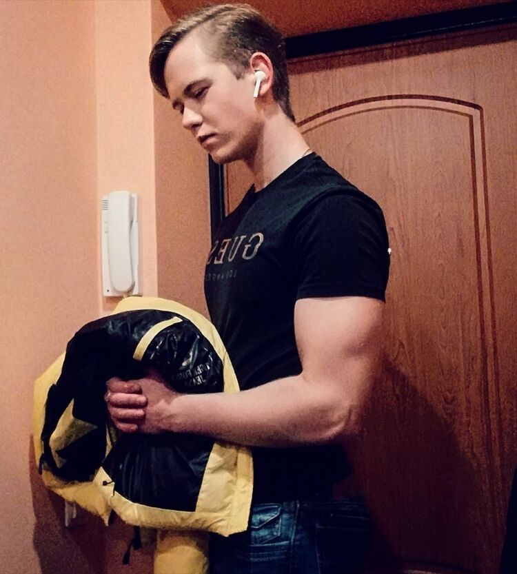  ,   , 24 ,   