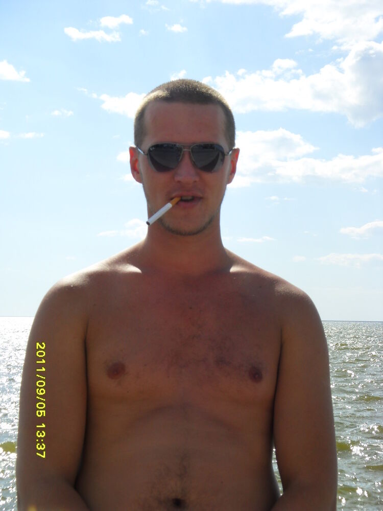  4481243  Leonovsy, 38 ,    