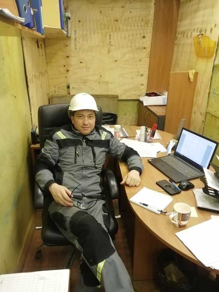  27258743  , 40 ,    