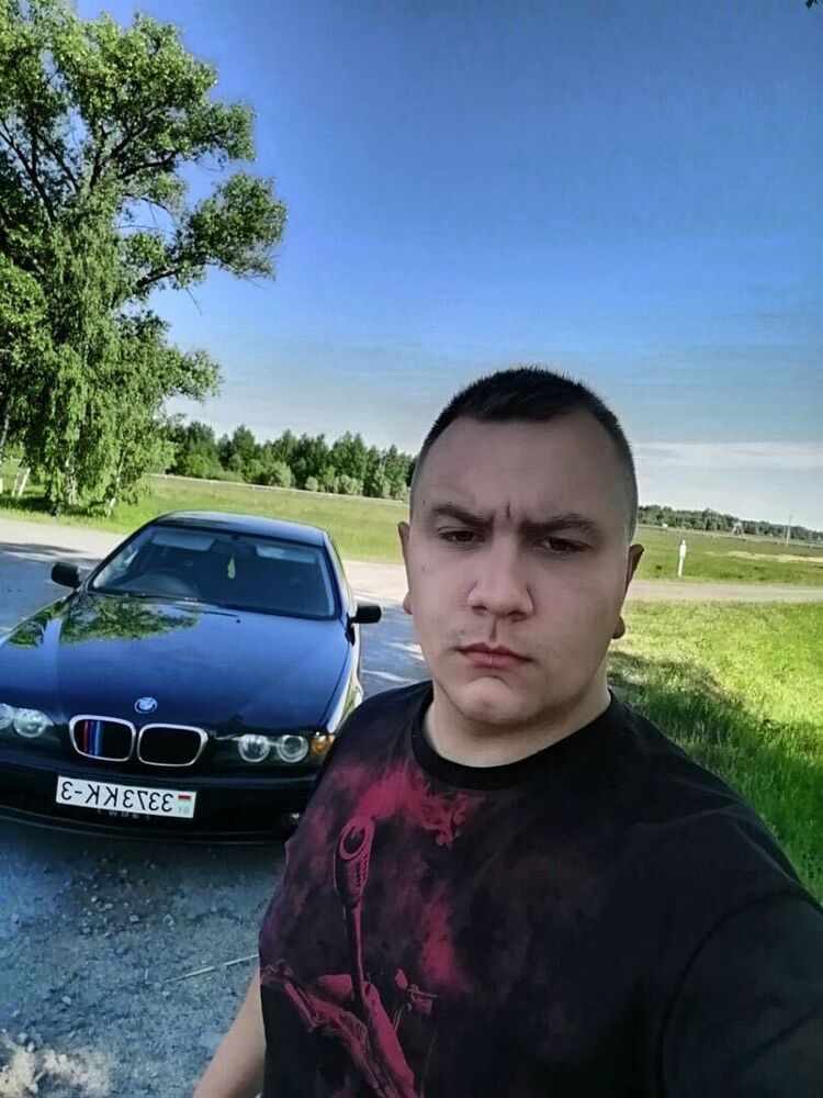  40459463  , 24 ,    