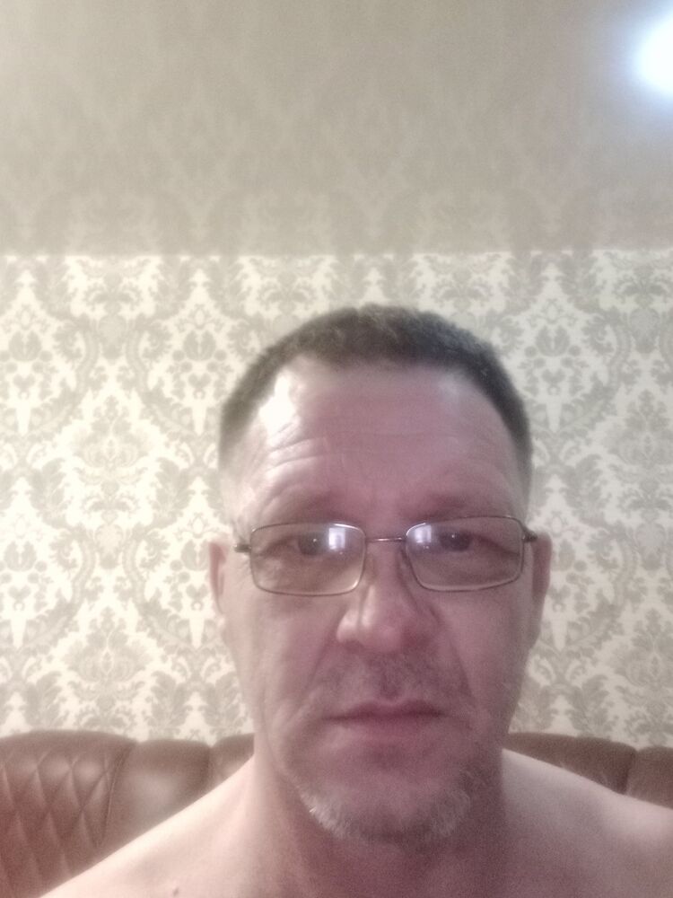  45988233  , 52 ,    