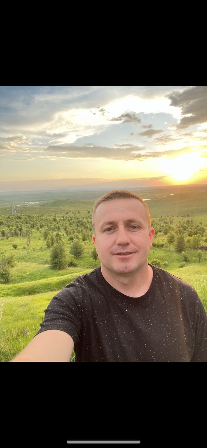  ,   Andrii, 33 ,     , c 