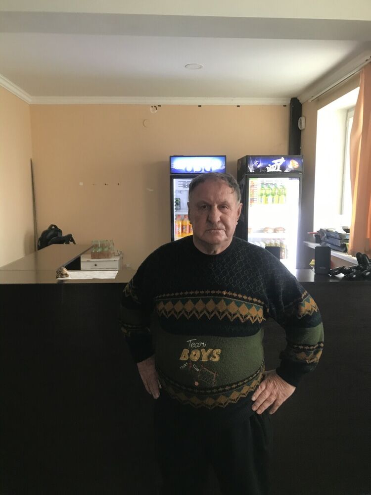  22198643  , 76 ,    