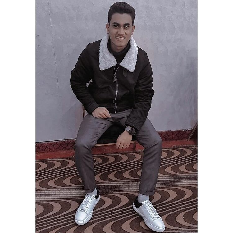  30040463  Abdo, 22 ,    
