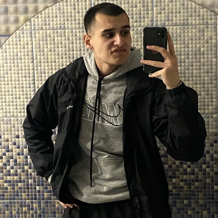  41228833  Nik, 24 ,    