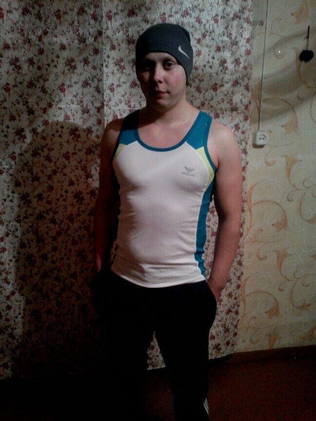  15258393  Pavel, 31 ,    -