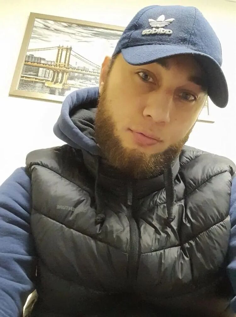  43961313  , 25 ,    