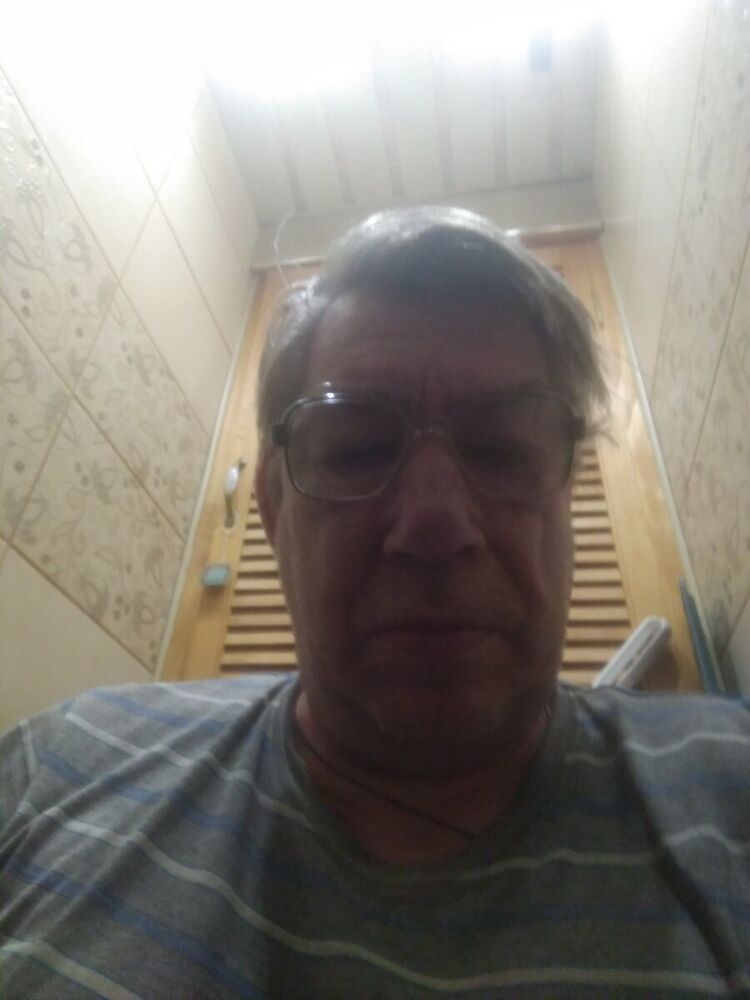  22452213  Konstantin, 67 ,    