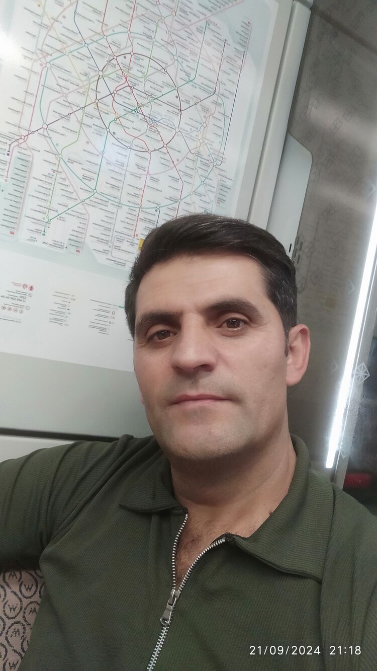  46907893  Tacettin, 42 ,    
