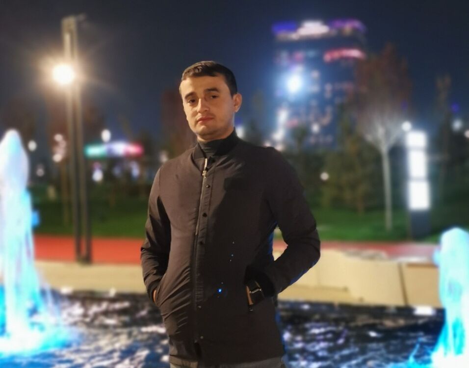  17977883  Akmal, 35 ,    