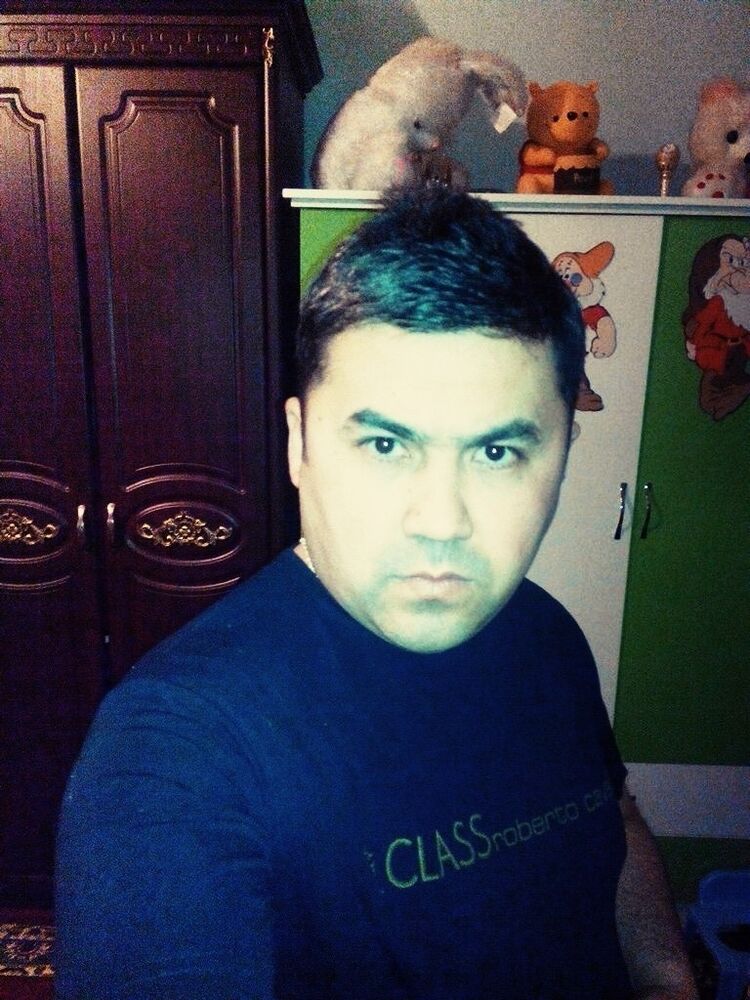  ,   Alisher, 40 ,   