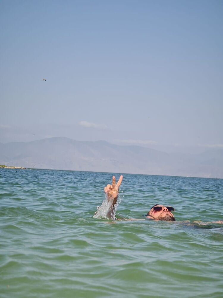  ,   Narek, 28 ,   ,   