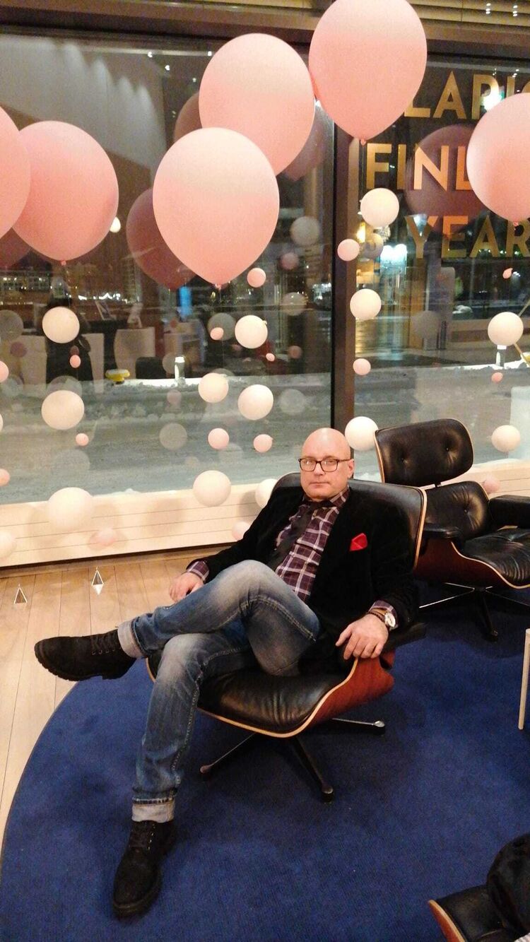  ,   Igor, 53 ,   ,   