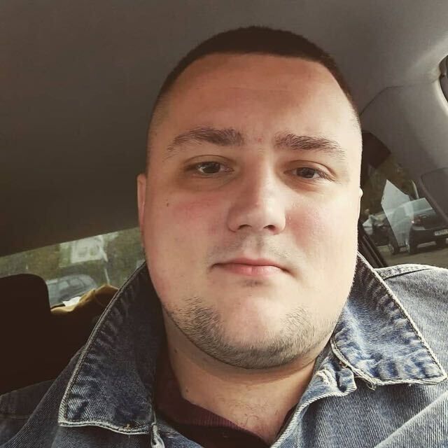  35718083  , 32 ,    