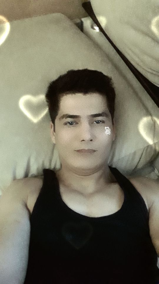  -,   Ake, 35 ,   ,   