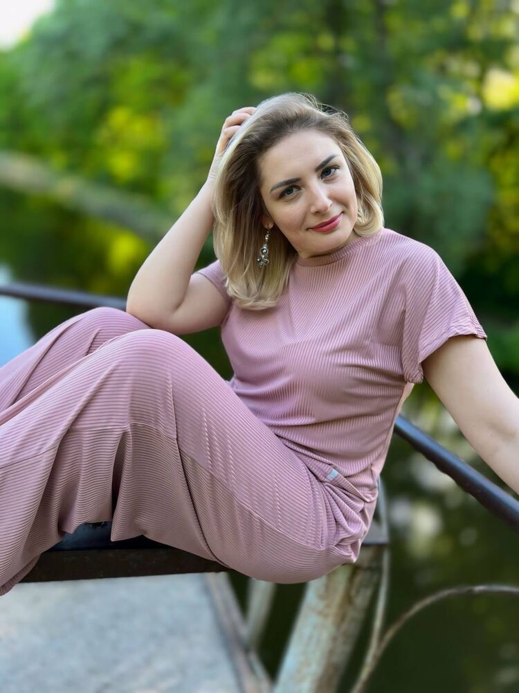  42936583  Natalia, 39 ,    