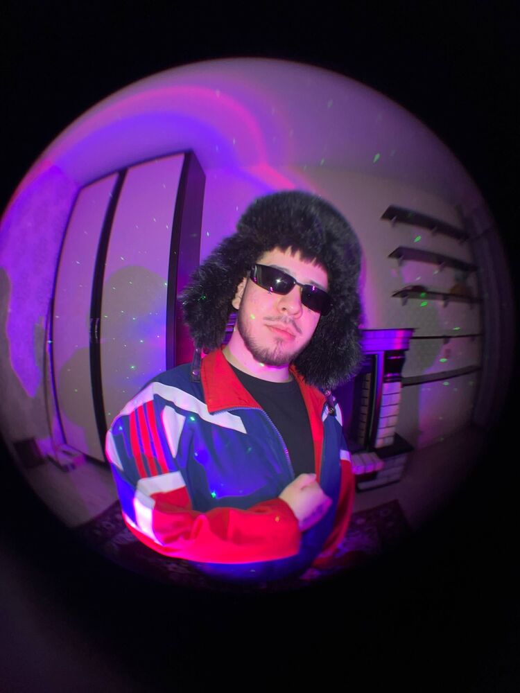 ���� 55805983 ����� �����, 18 ���, ���� ���������� � �����������