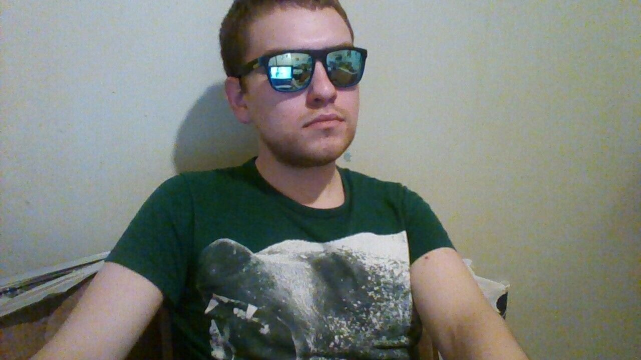  30226273  , 28 ,    