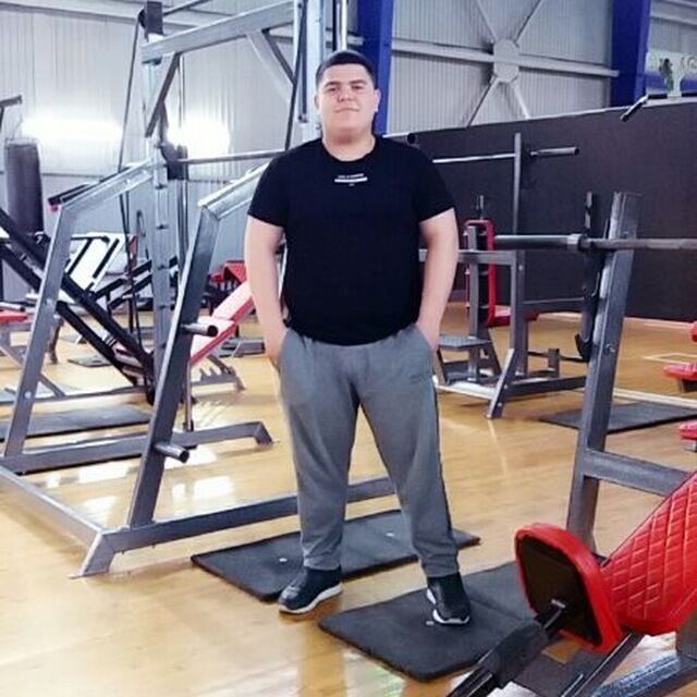  31505613  Akrom, 29 ,    