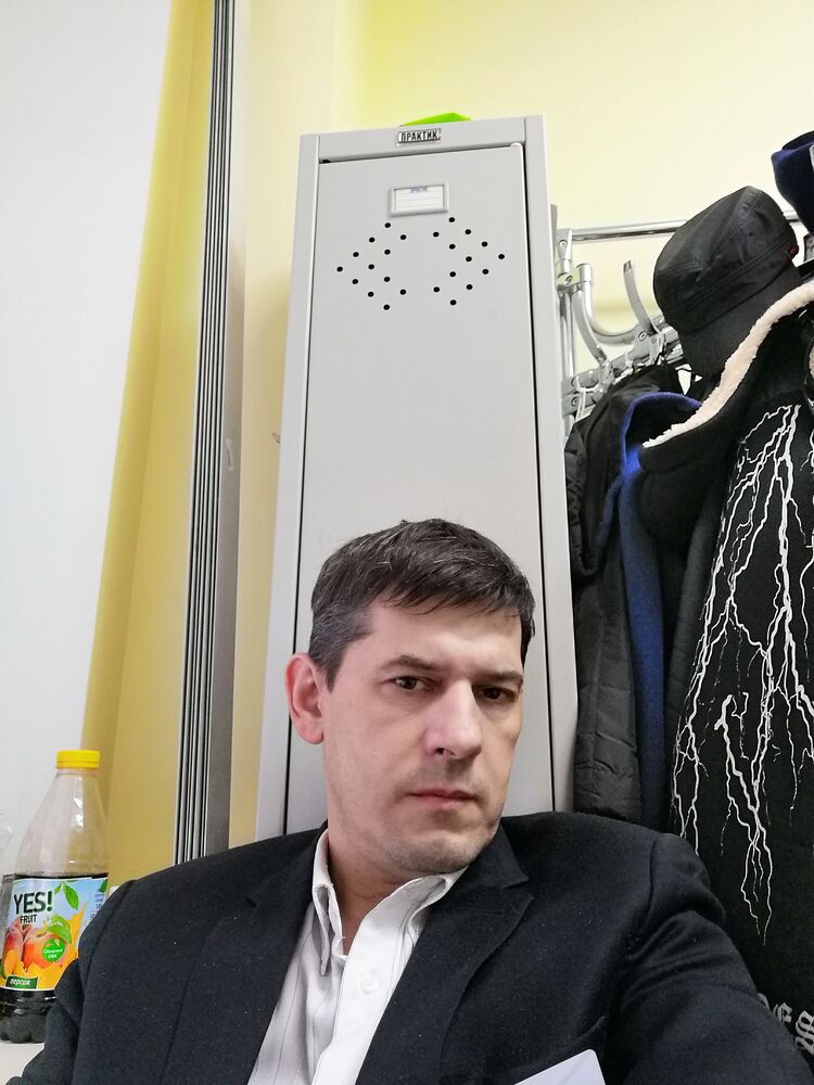  32583993  , 51 ,    
